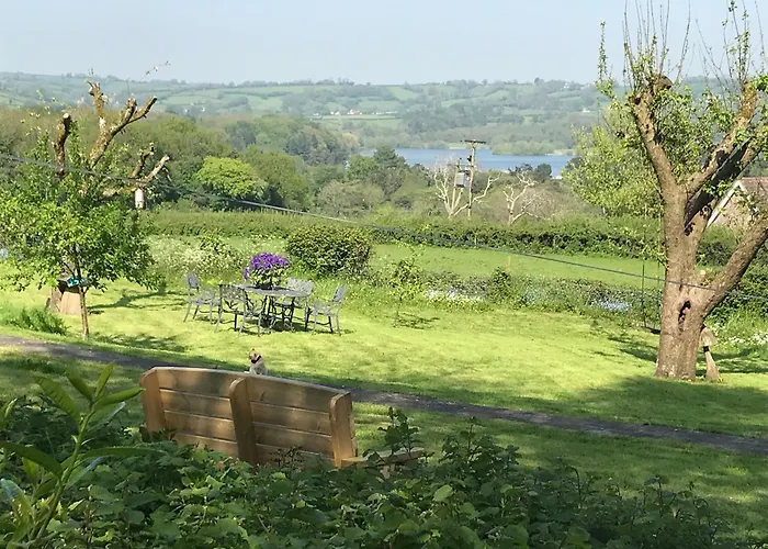 Coombe Lodge Farm House